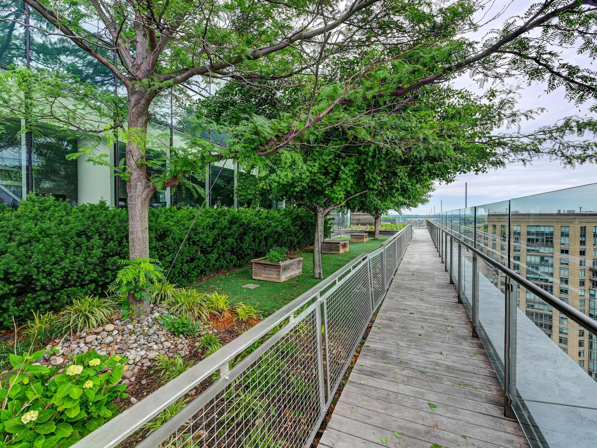 300 INTERNATIONAL DRIVE Unit: 2303
