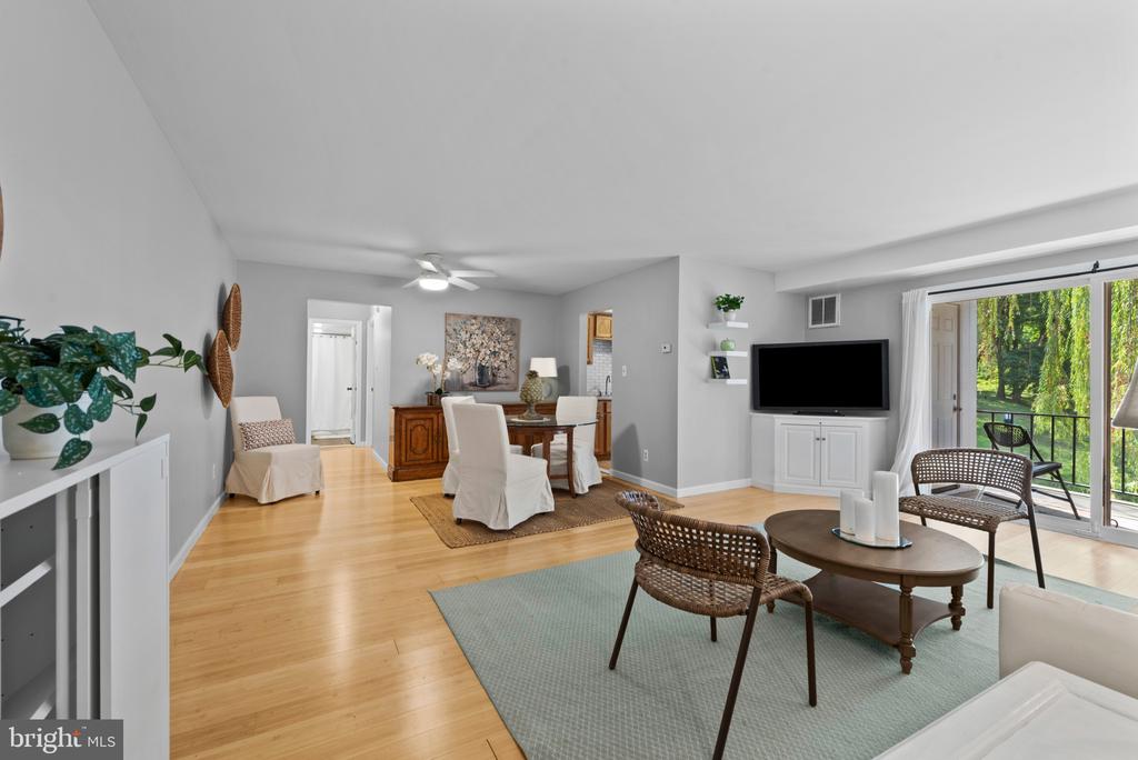 317 HOMELAND SOUTHWAY Unit: 2B