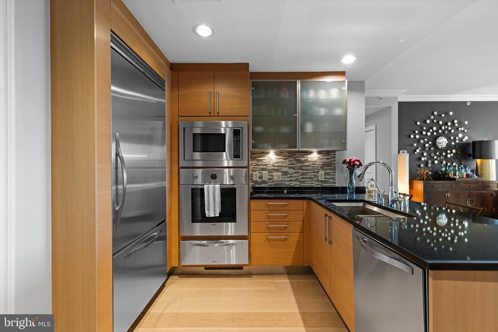 801 KEY HIGHWAY Unit: T-70