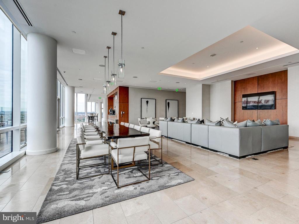 300 INTERNATIONAL DRIVE Unit: 2307