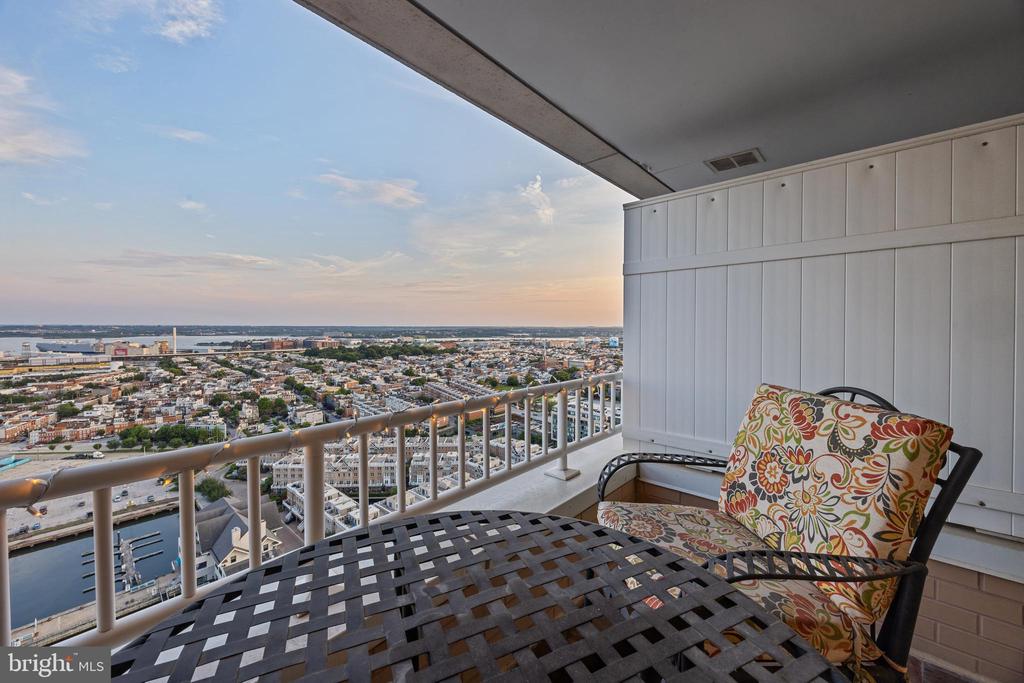 100 HARBORVIEW DRIVE Unit: PH3A/3B