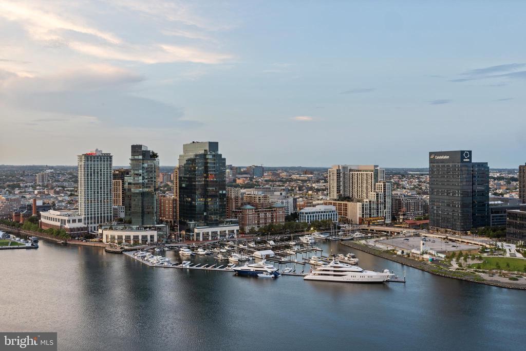 100 HARBORVIEW DRIVE Unit: PH3A/3B