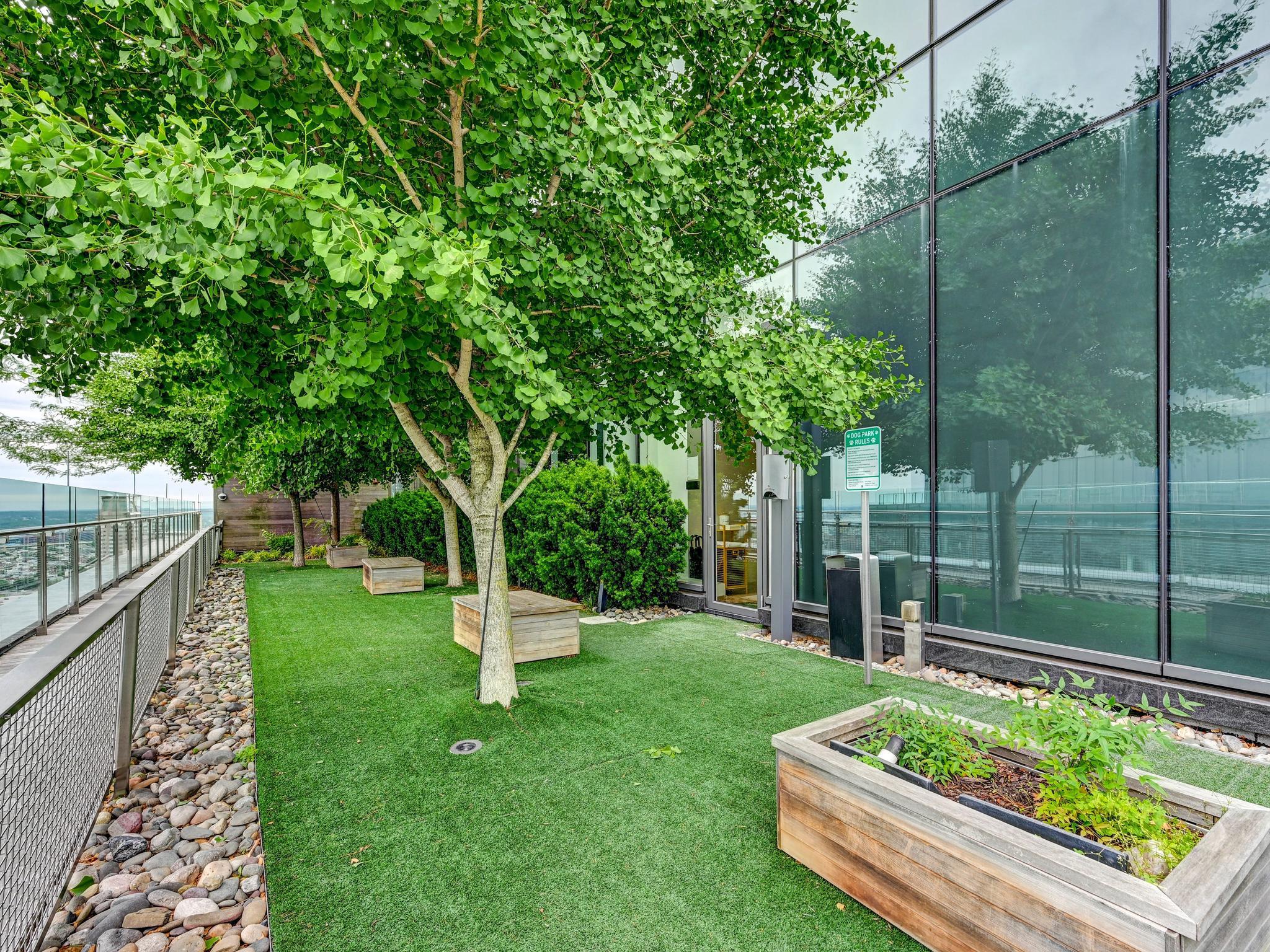 300 INTERNATIONAL DRIVE Unit: 2106