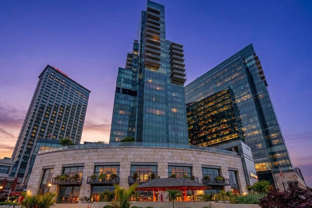 300 INTERNATIONAL DRIVE Unit: 2106