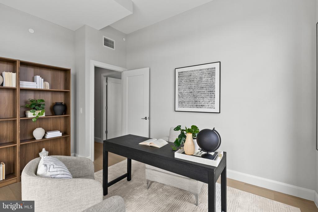 1330 LANCASTER STREET Unit: C1201