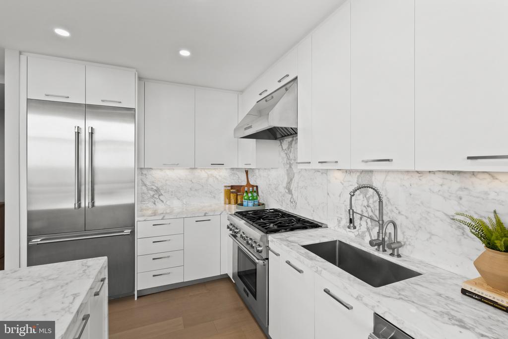 1330 LANCASTER STREET Unit: C1201