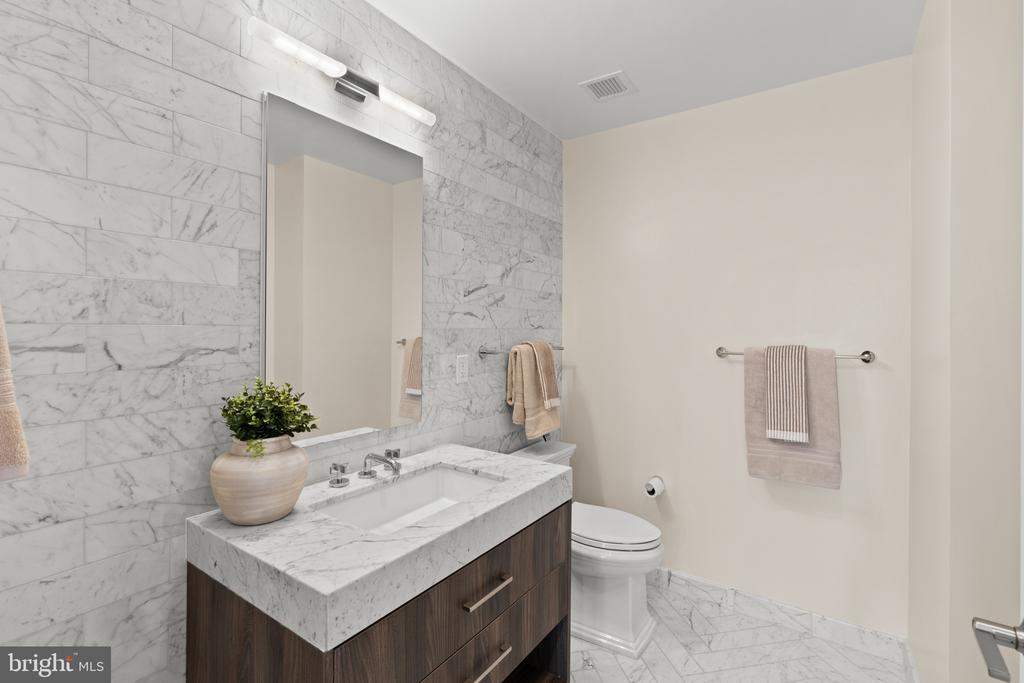 1330 LANCASTER STREET Unit: C1201