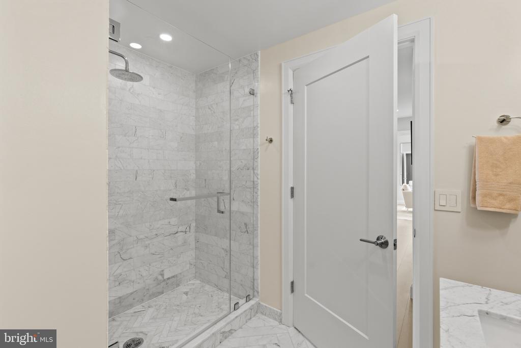 1330 LANCASTER STREET Unit: C1201