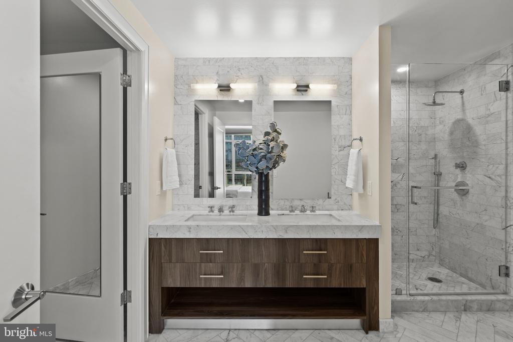 1330 LANCASTER STREET Unit: C1201