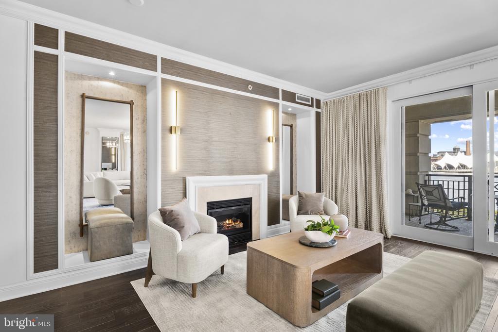 801 KEY HIGHWAY Unit: 221