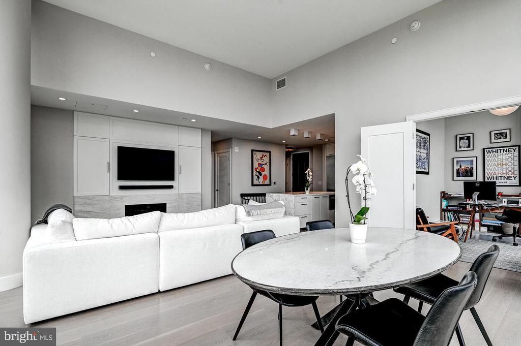 1330 LANCASTER STREET Unit: C901