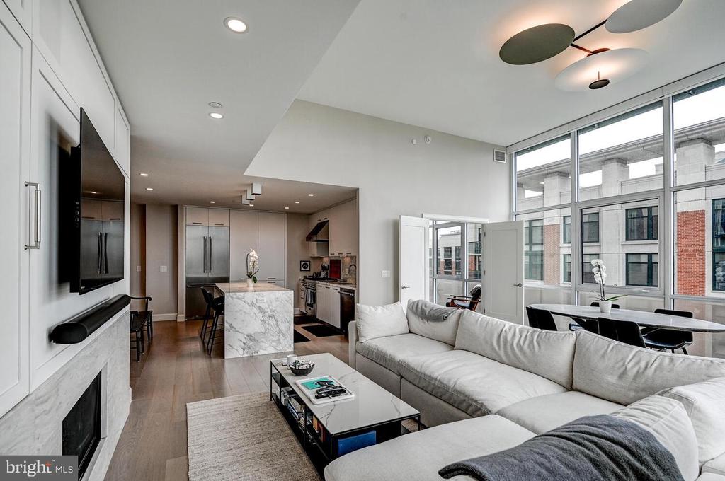 1330 LANCASTER STREET Unit: C901