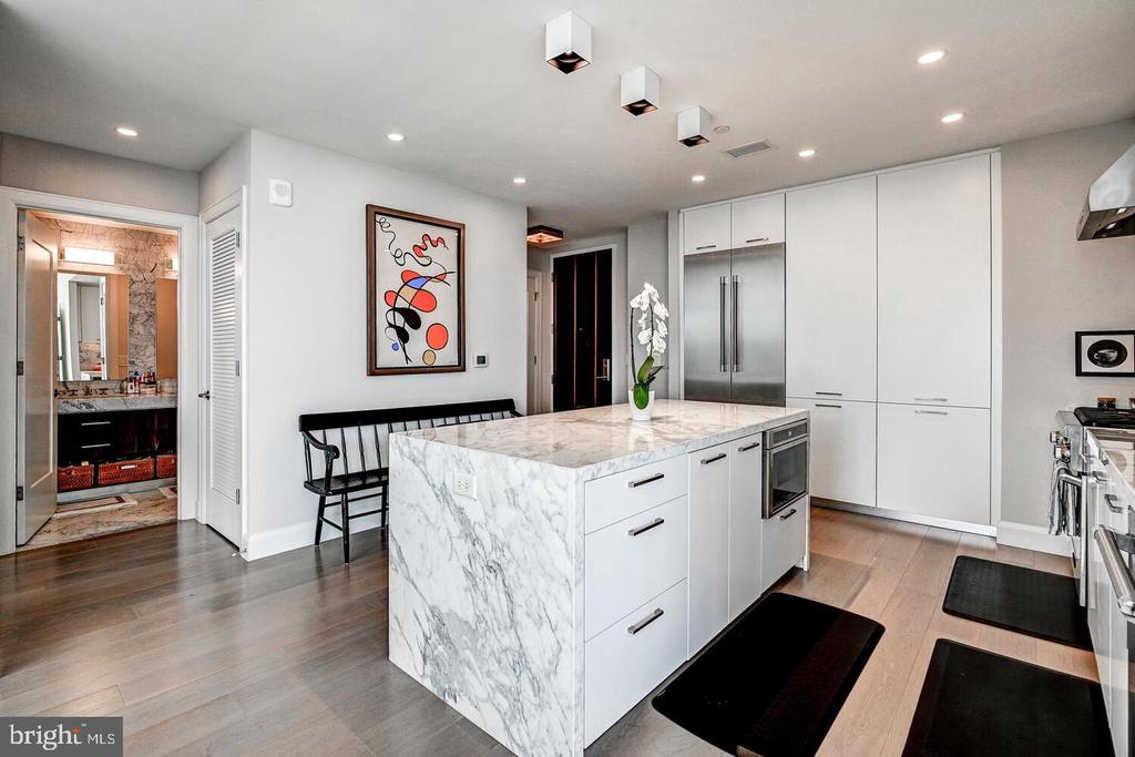 1330 LANCASTER STREET Unit: C901