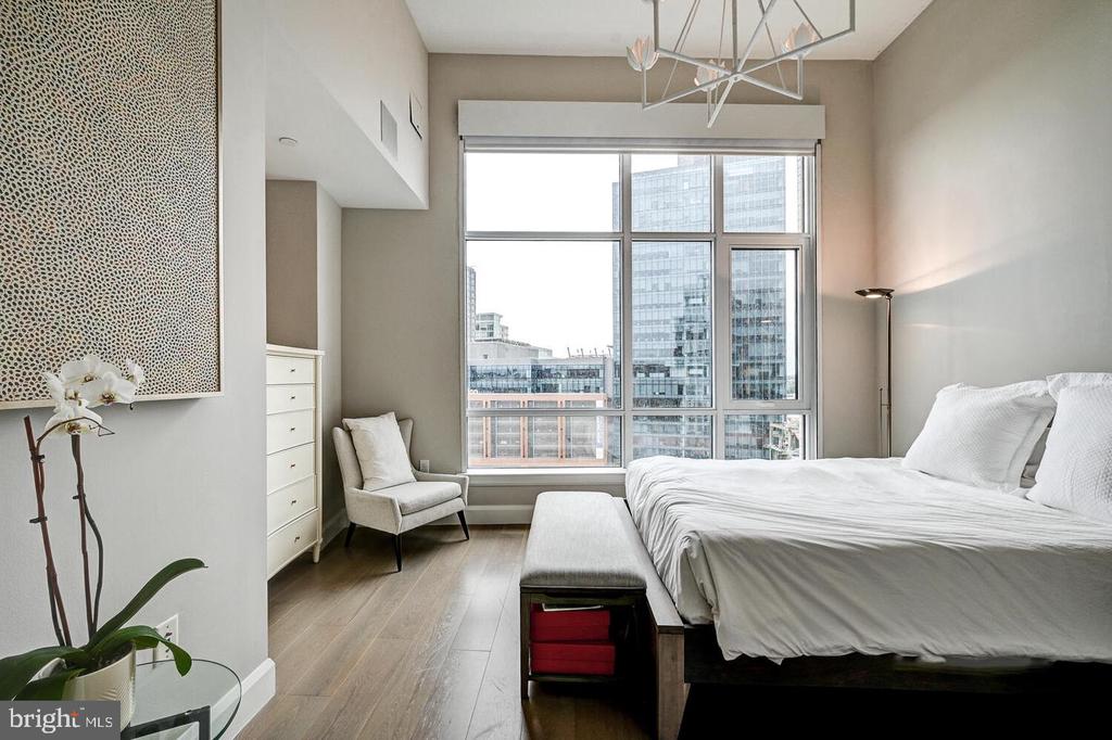 1330 LANCASTER STREET Unit: C901