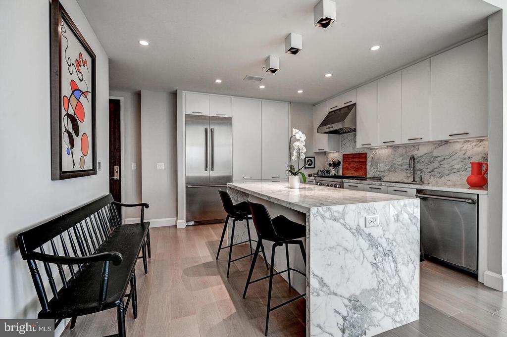 1330 LANCASTER STREET Unit: C901