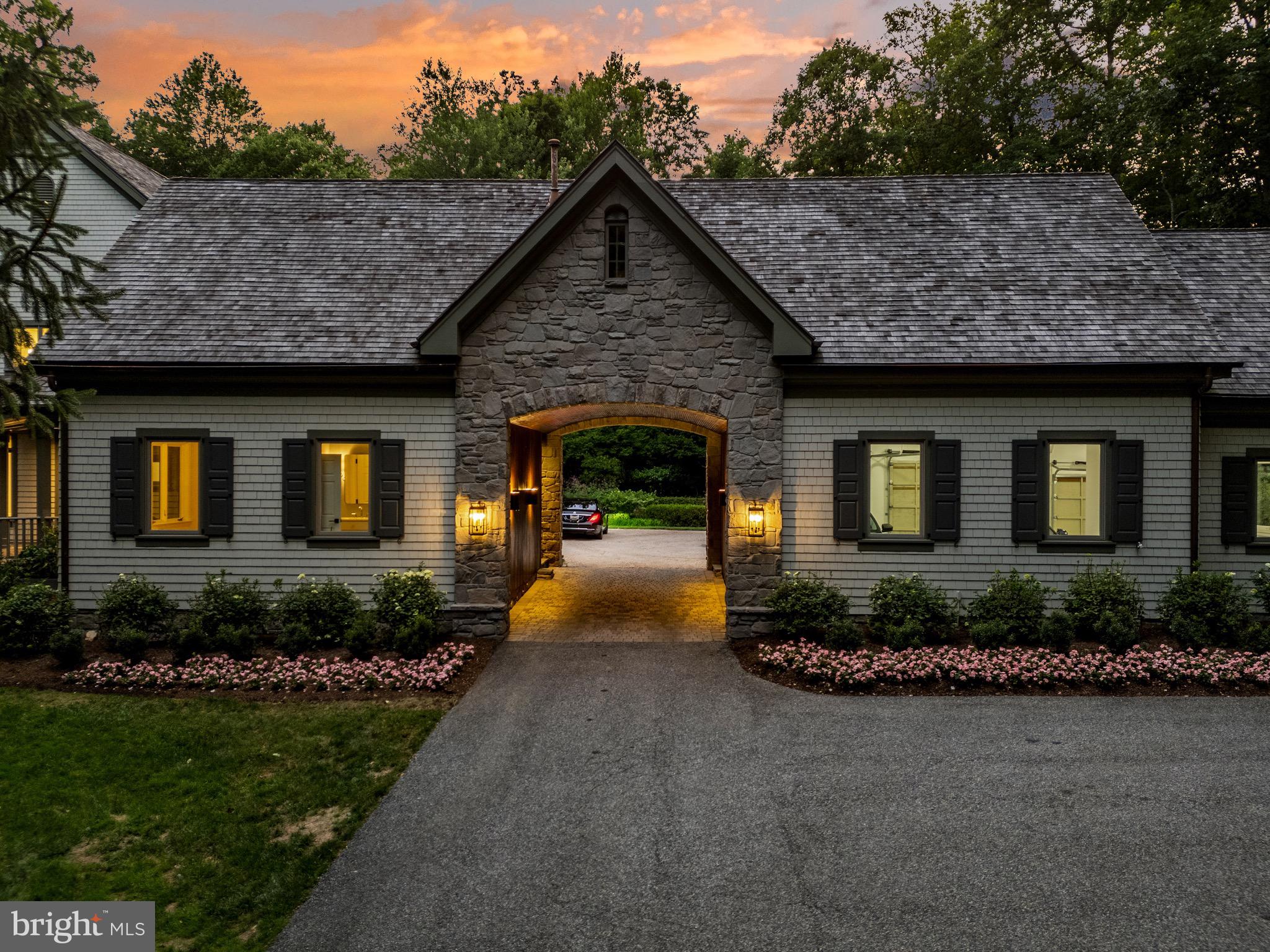 3137 Blendon Rd