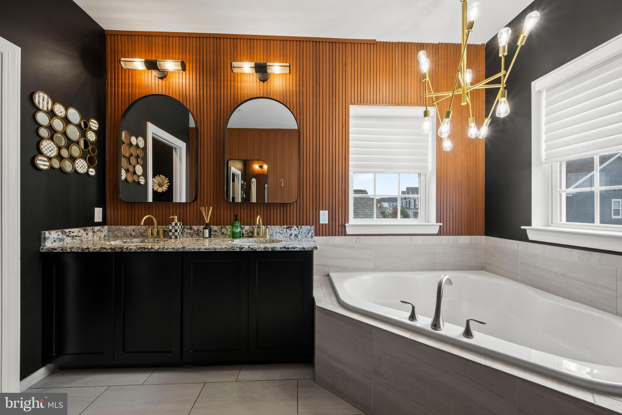 607 SOMERSTOWN STREET