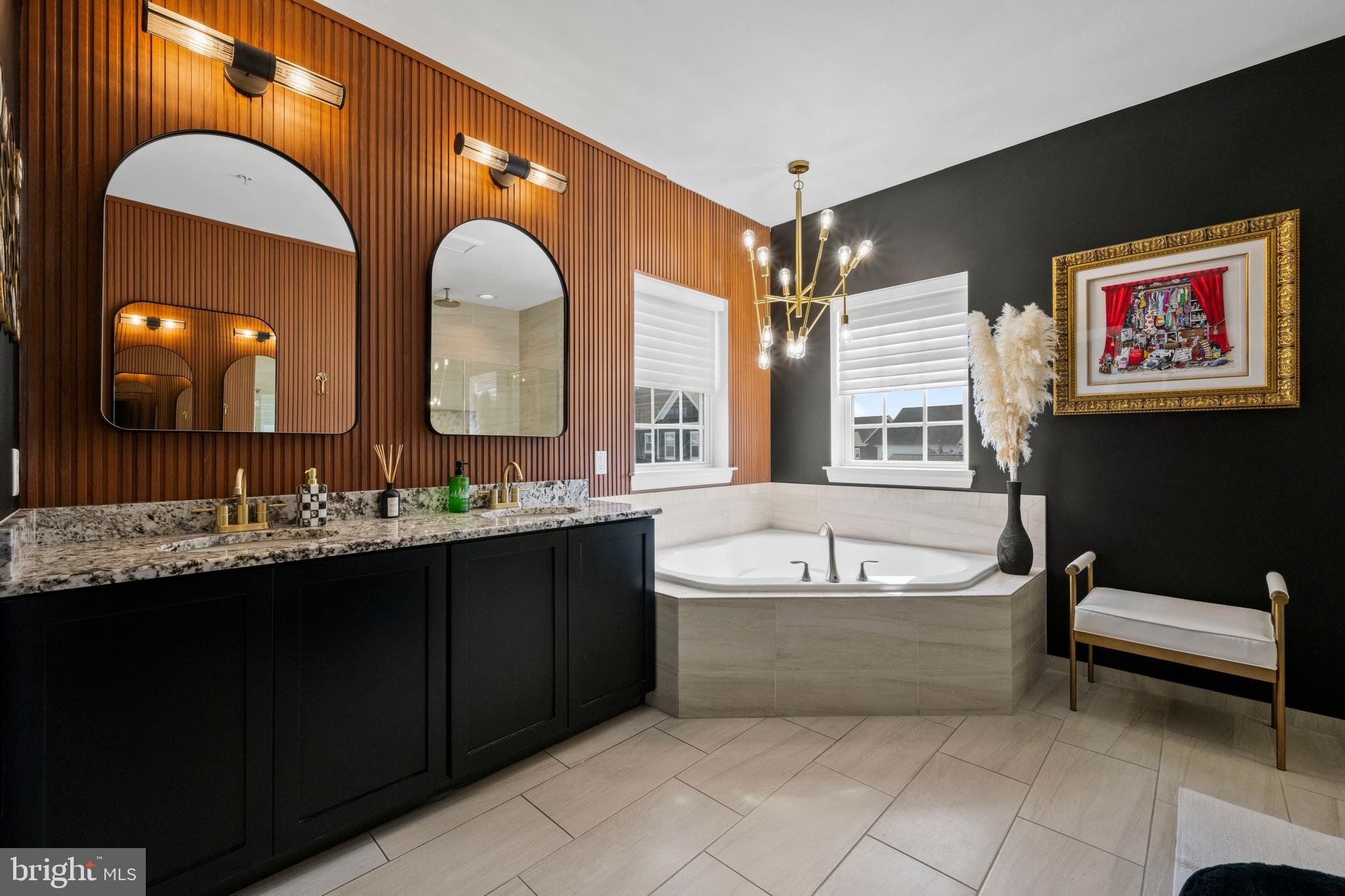 607 SOMERSTOWN STREET