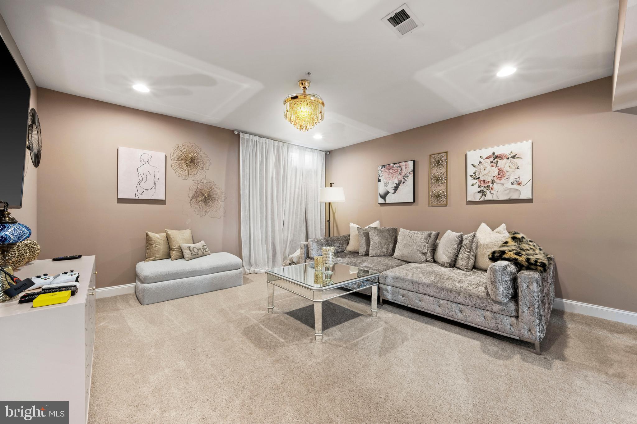 607 SOMERSTOWN STREET