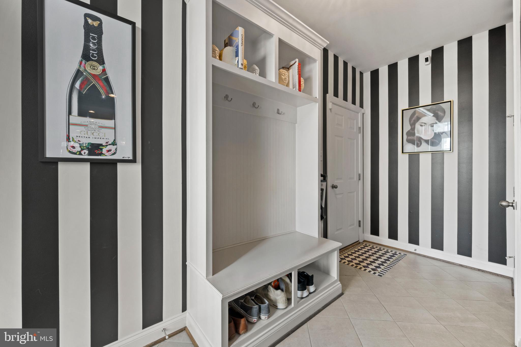 607 SOMERSTOWN STREET