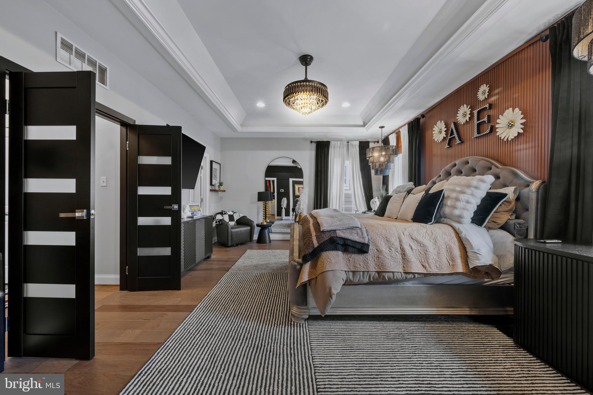 607 SOMERSTOWN STREET