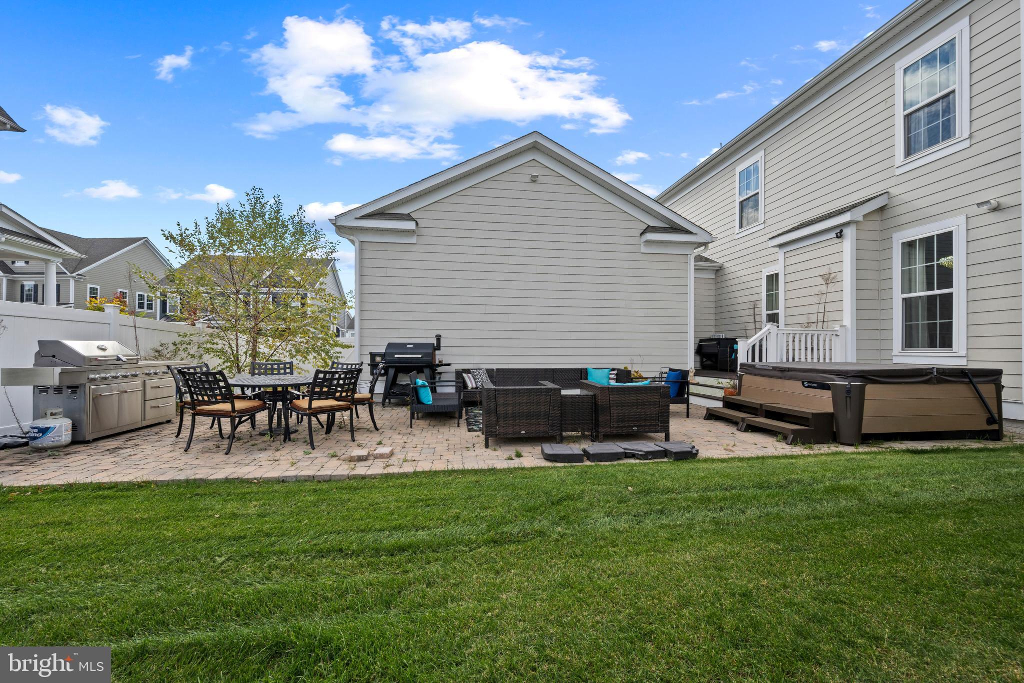 607 SOMERSTOWN STREET