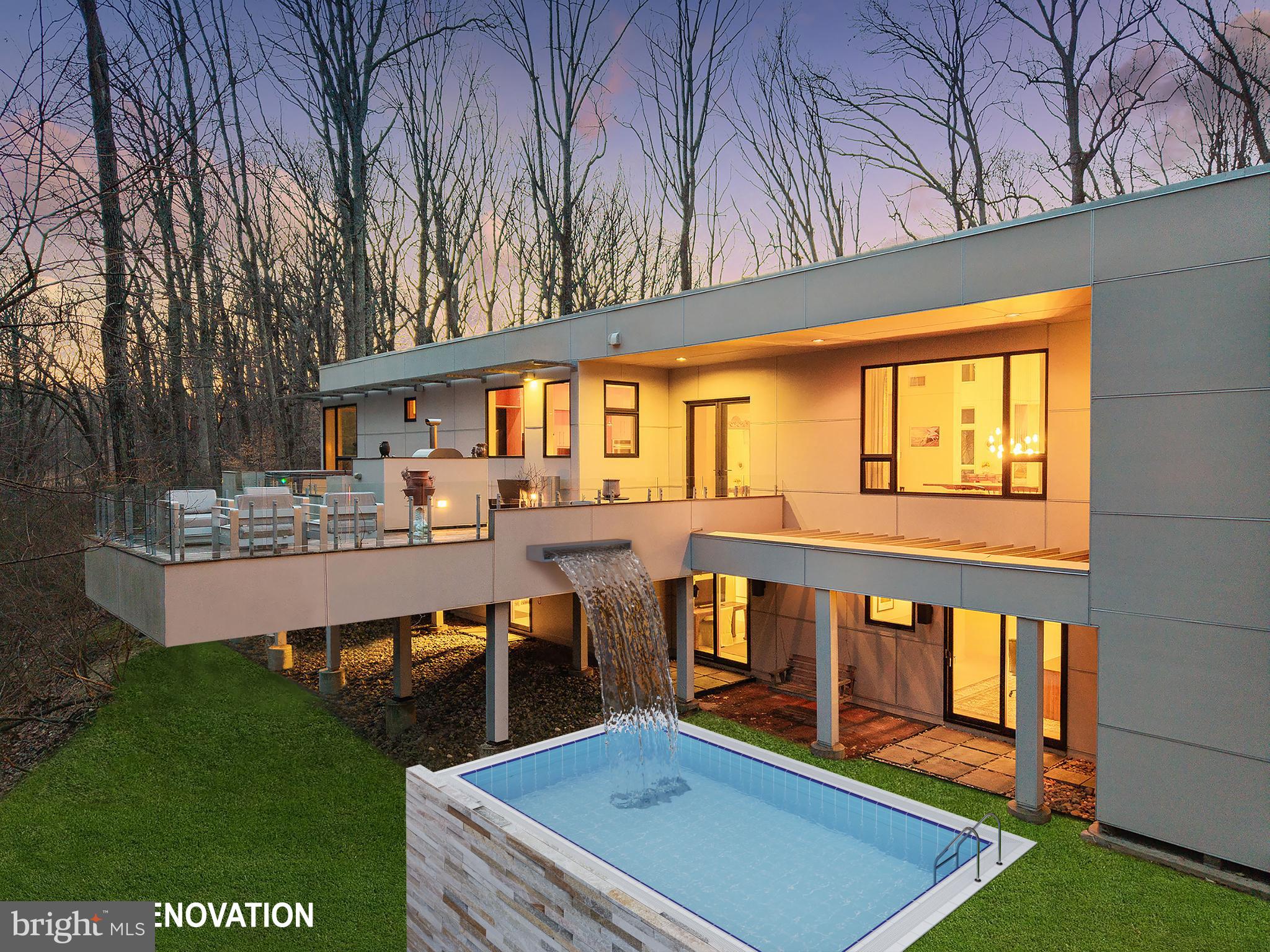 2923 WOODVALLEY DRIVE