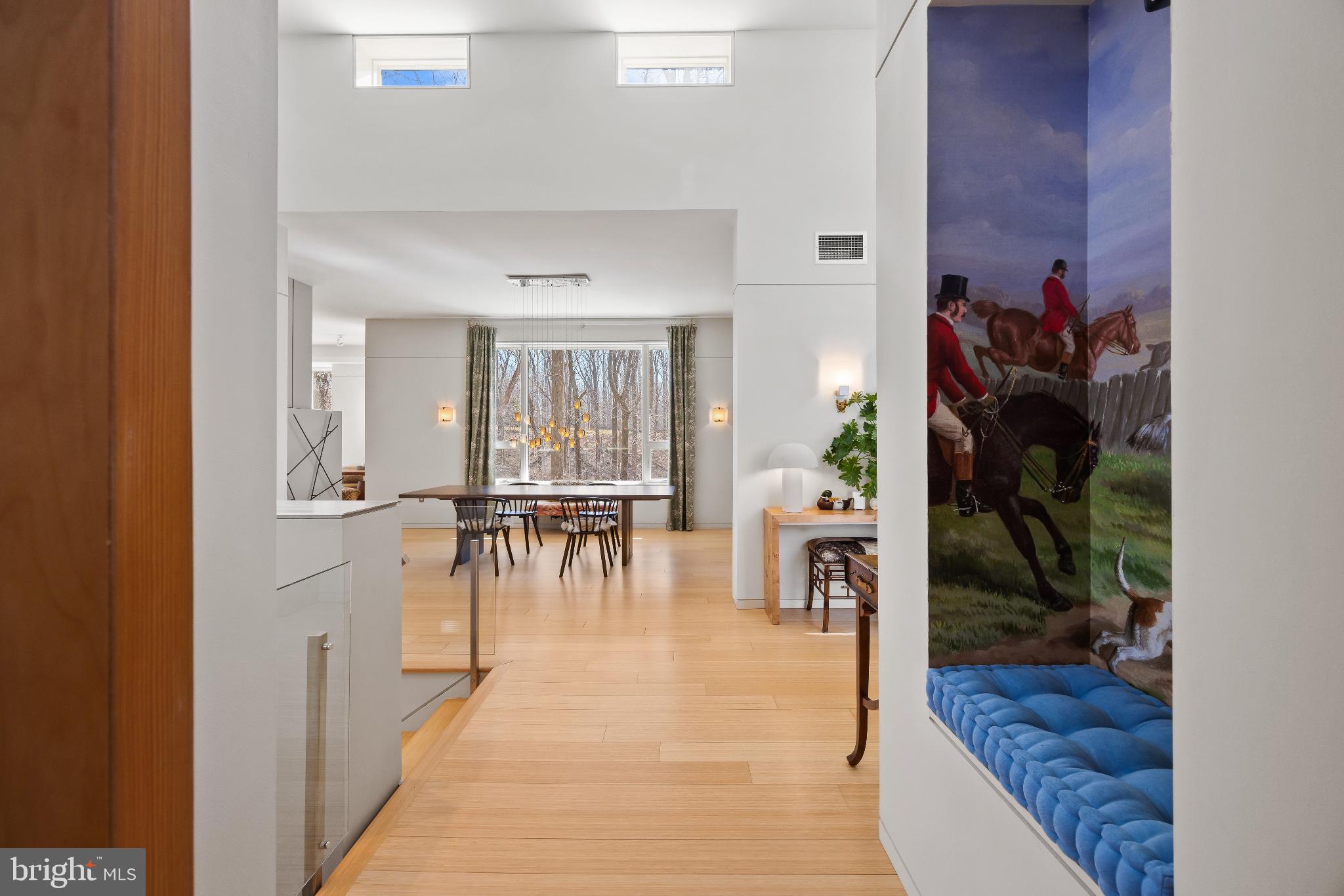 2923 WOODVALLEY DRIVE