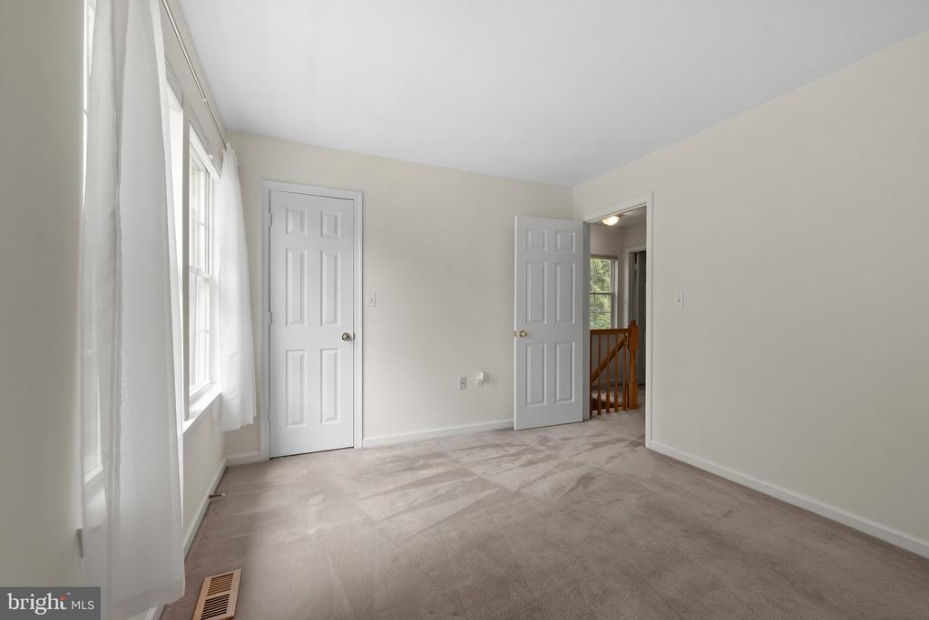 1 OVERHILL ROAD