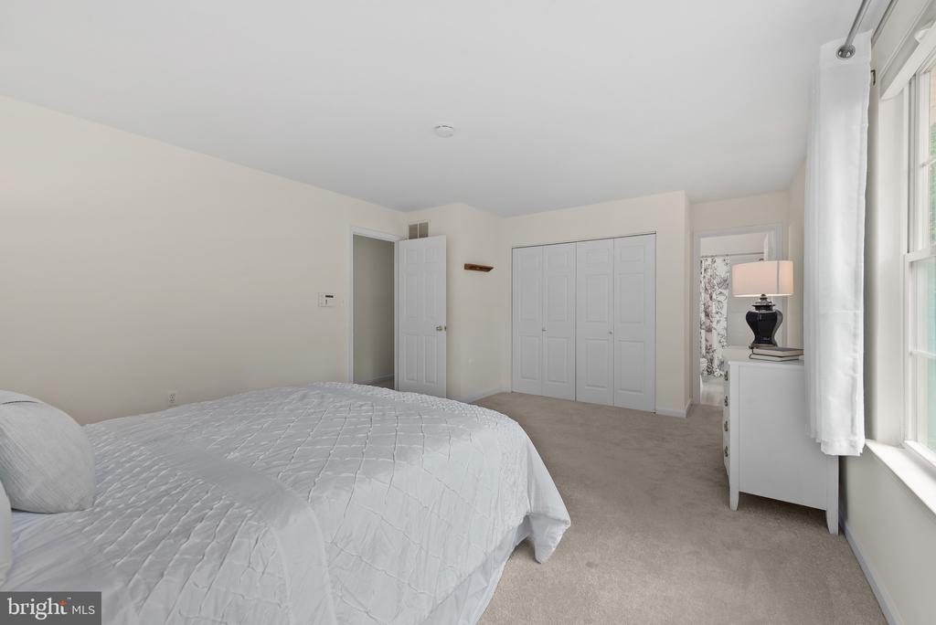1 OVERHILL ROAD