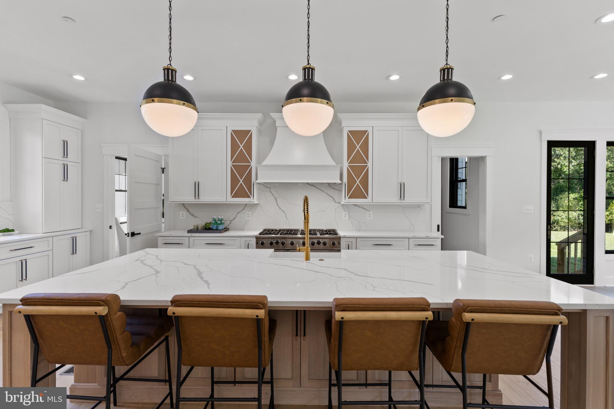 2851 ORPHEUS DRIVE