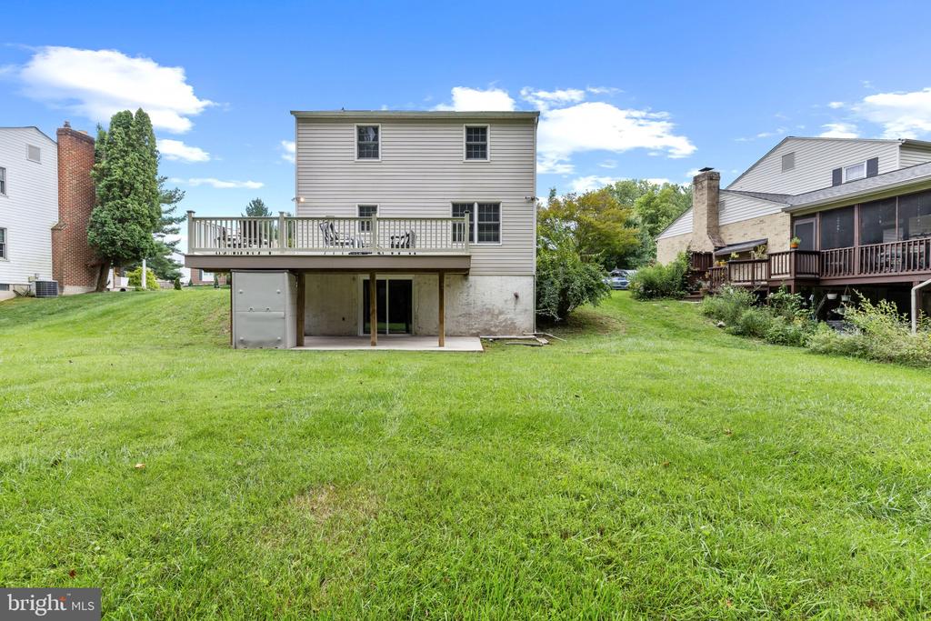 1525 CEDARWOOD DRIVE