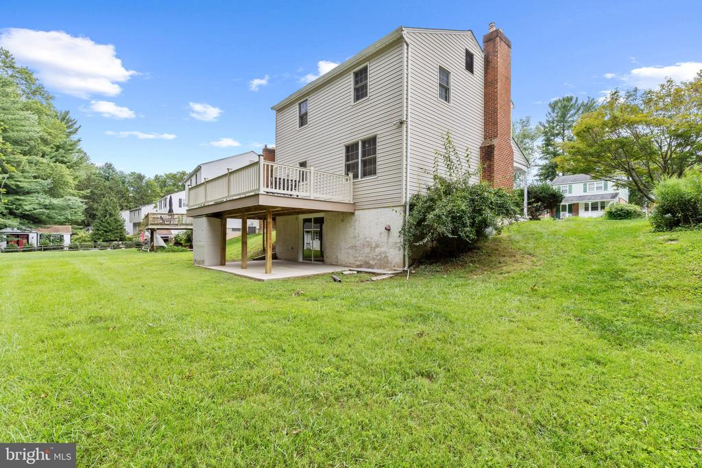 1525 CEDARWOOD DRIVE