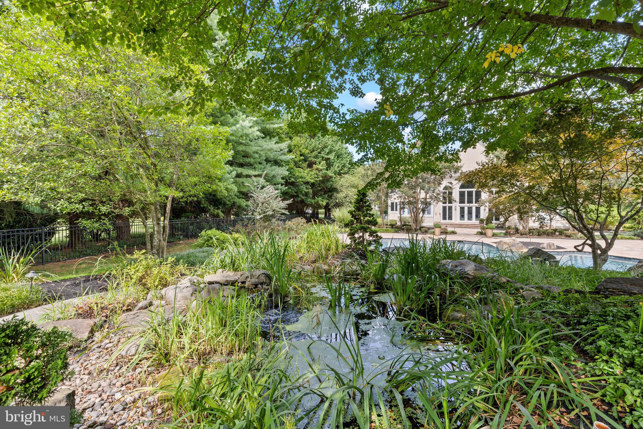 3109 FOX VALLEY DRIVE