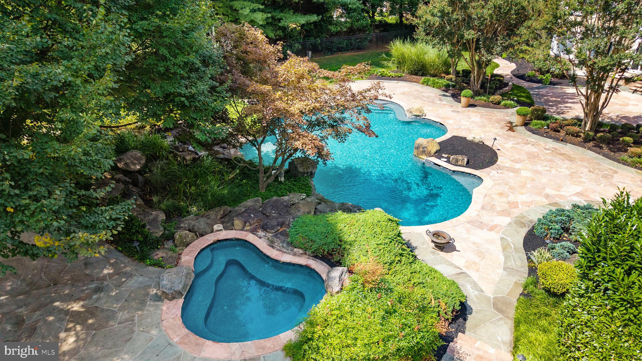 3109 FOX VALLEY DRIVE