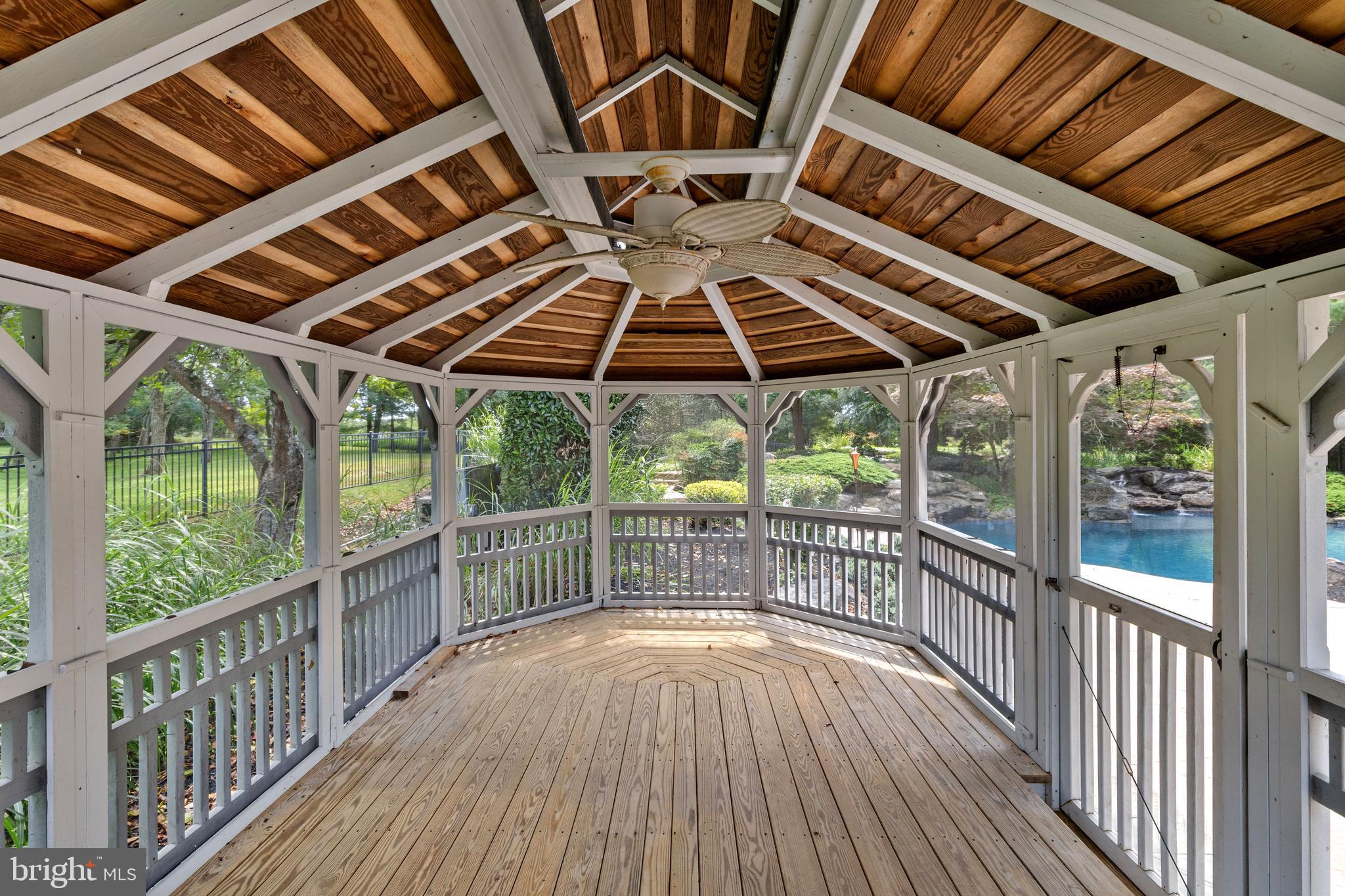 3109 FOX VALLEY DRIVE