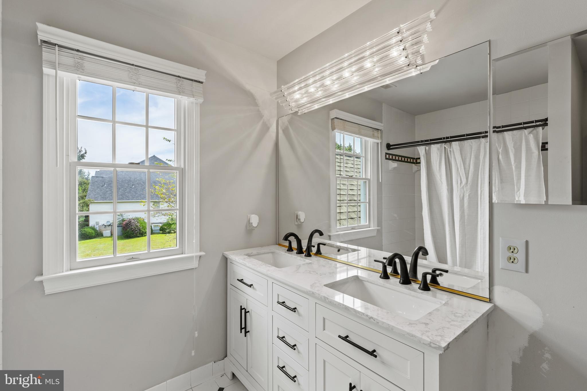 3109 FOX VALLEY DRIVE