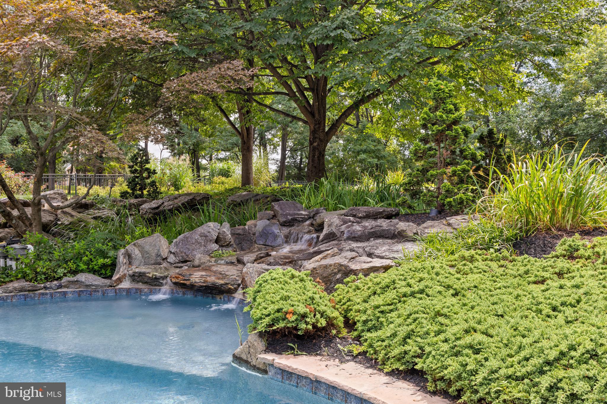 3109 FOX VALLEY DRIVE