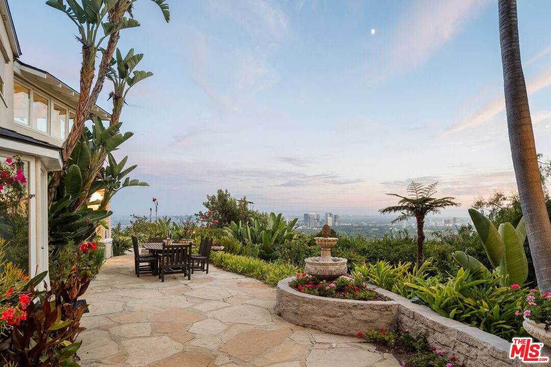 1454 Blueridge Dr