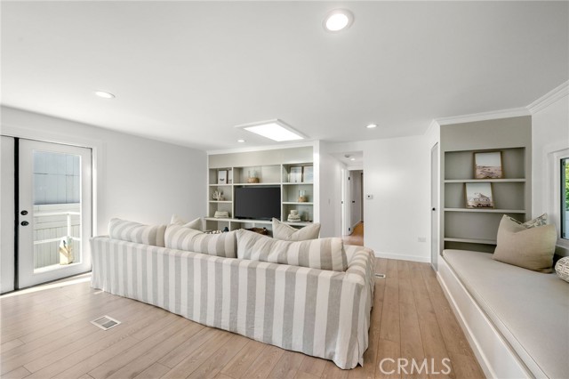 265 Mayflower