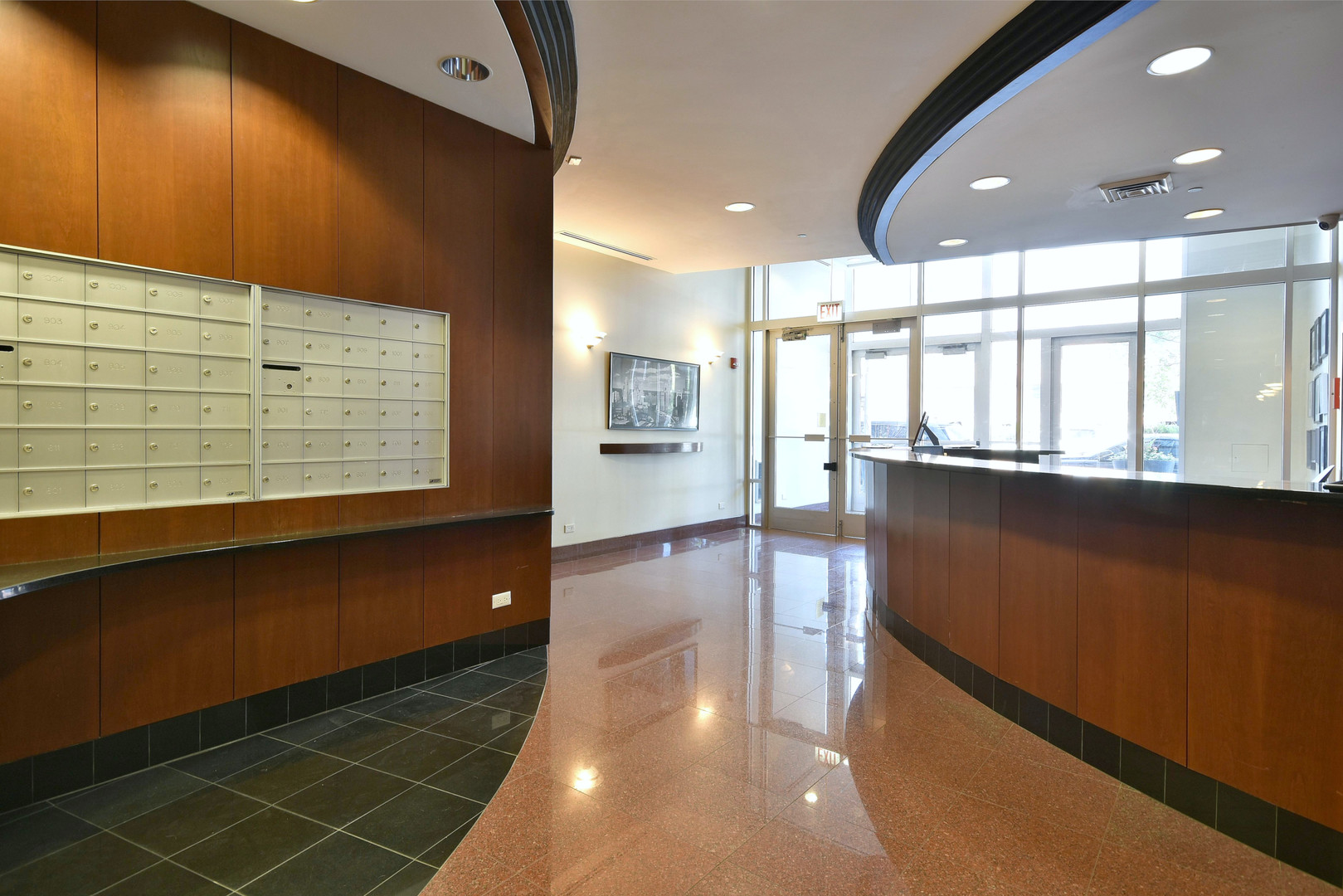 1201 W Adams Street Unit: 411
