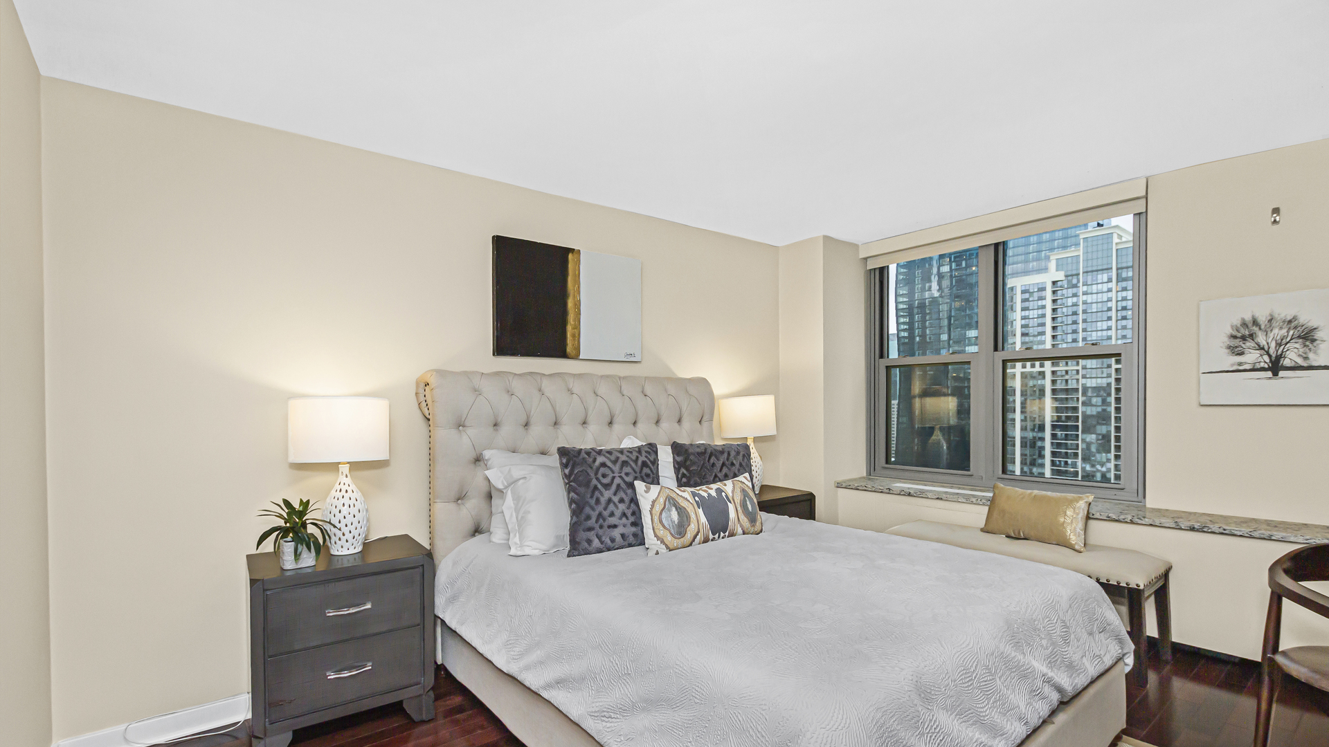 400 E RANDOLPH Street Unit: 3310