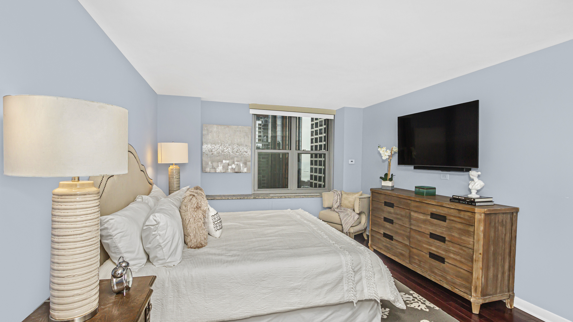 400 E RANDOLPH Street Unit: 3310