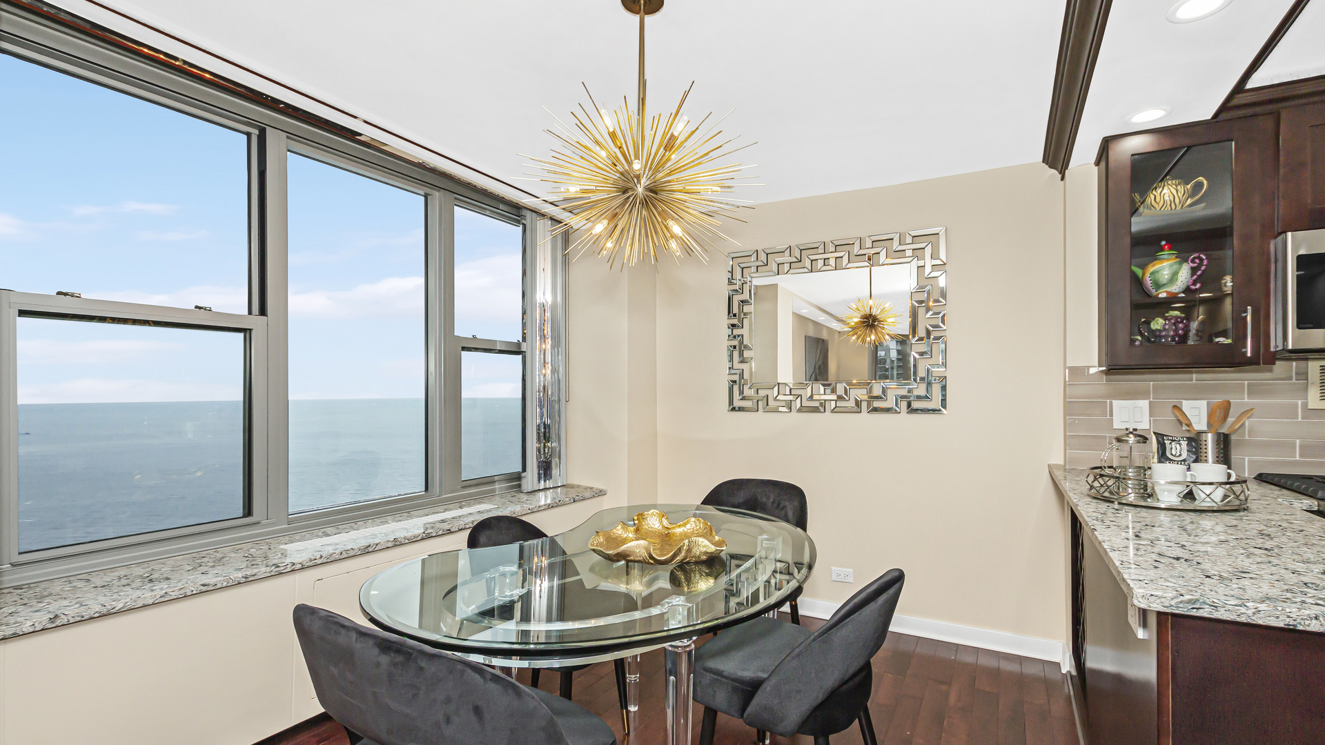 400 E RANDOLPH Street Unit: 3310