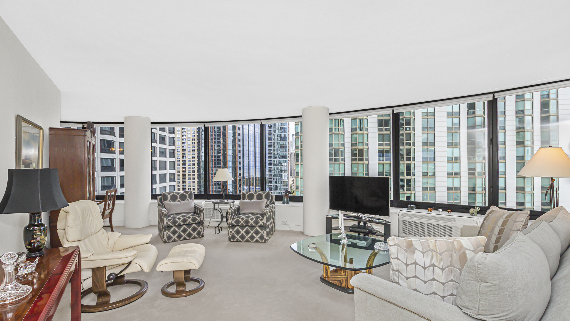 155 N Harbor Drive Unit: 1304