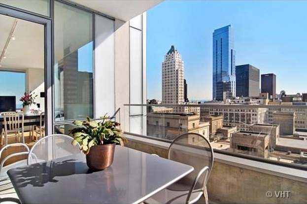8 E Randolph Street Unit: 2404
