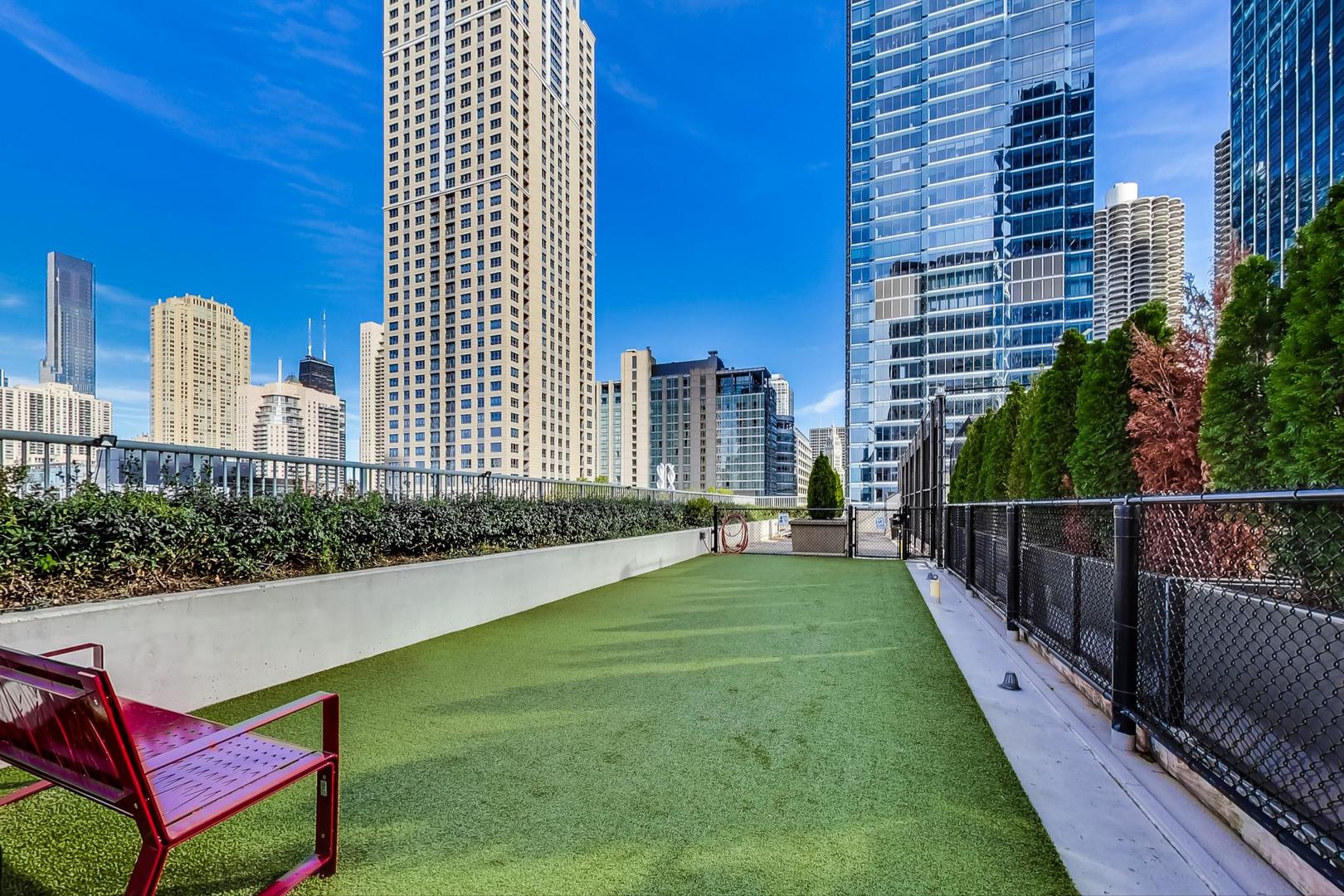 345 N La Salle Drive Unit: 1202