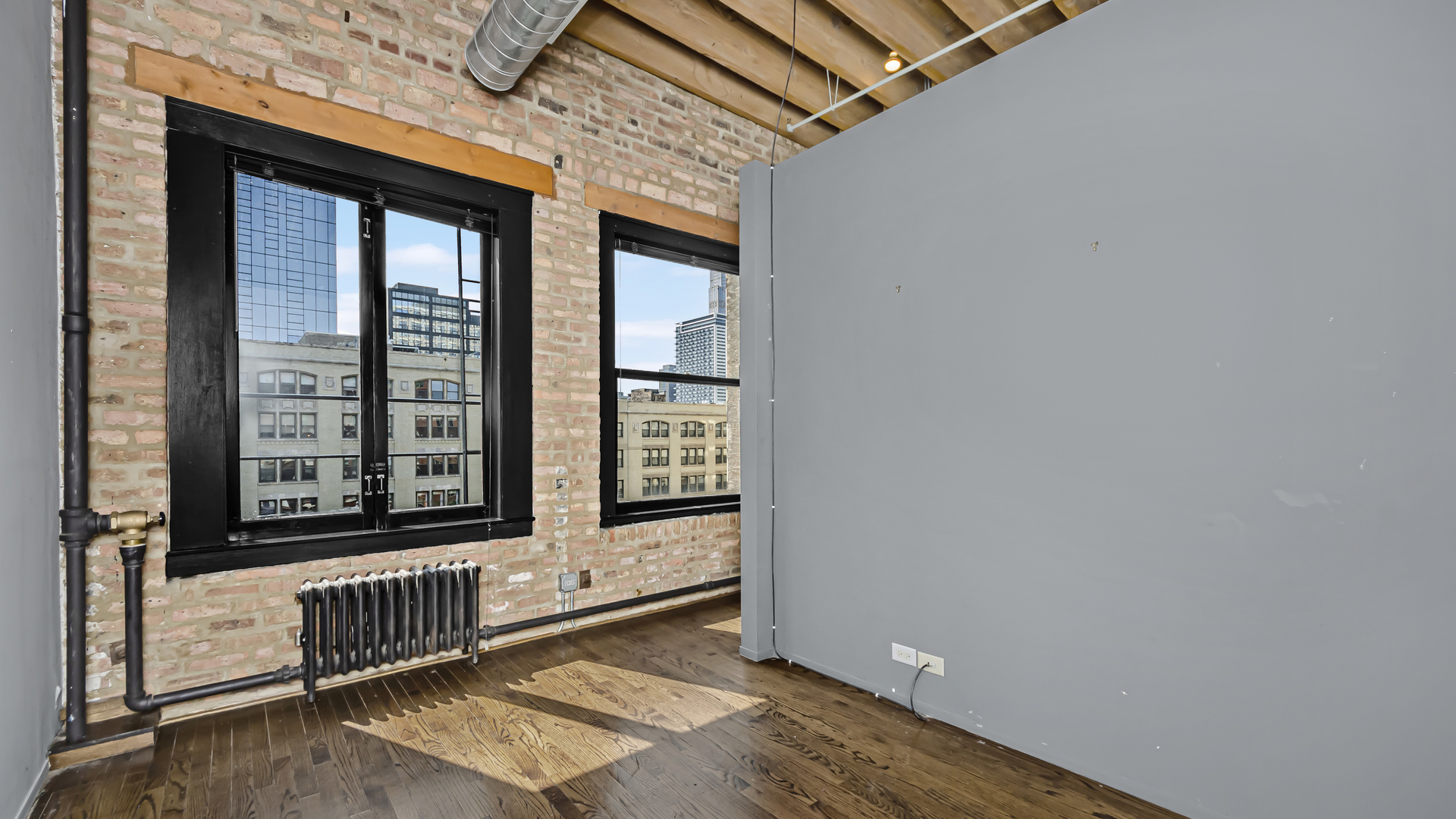 711 S DEARBORN Street Unit: 802