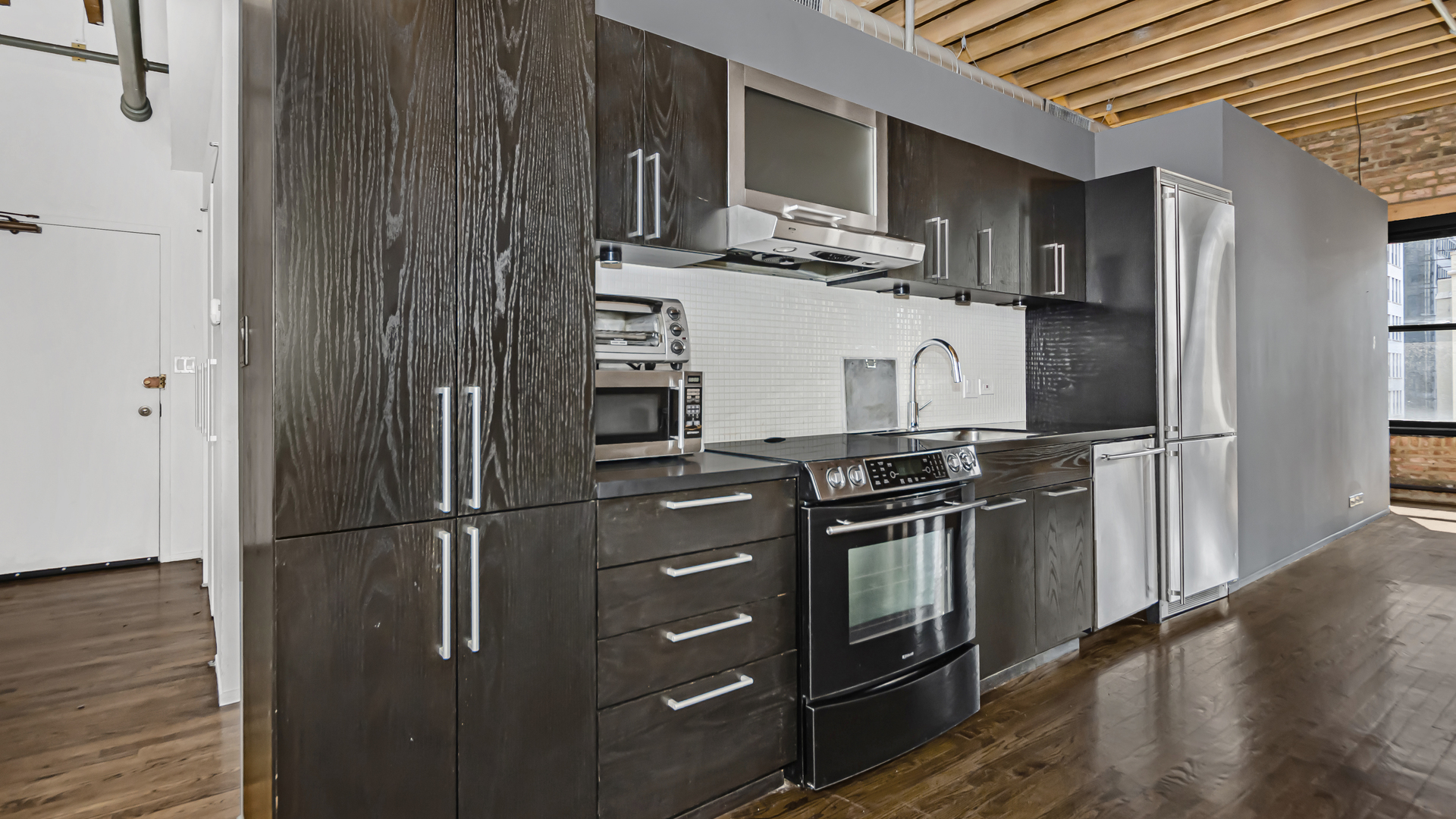 711 S DEARBORN Street Unit: 802