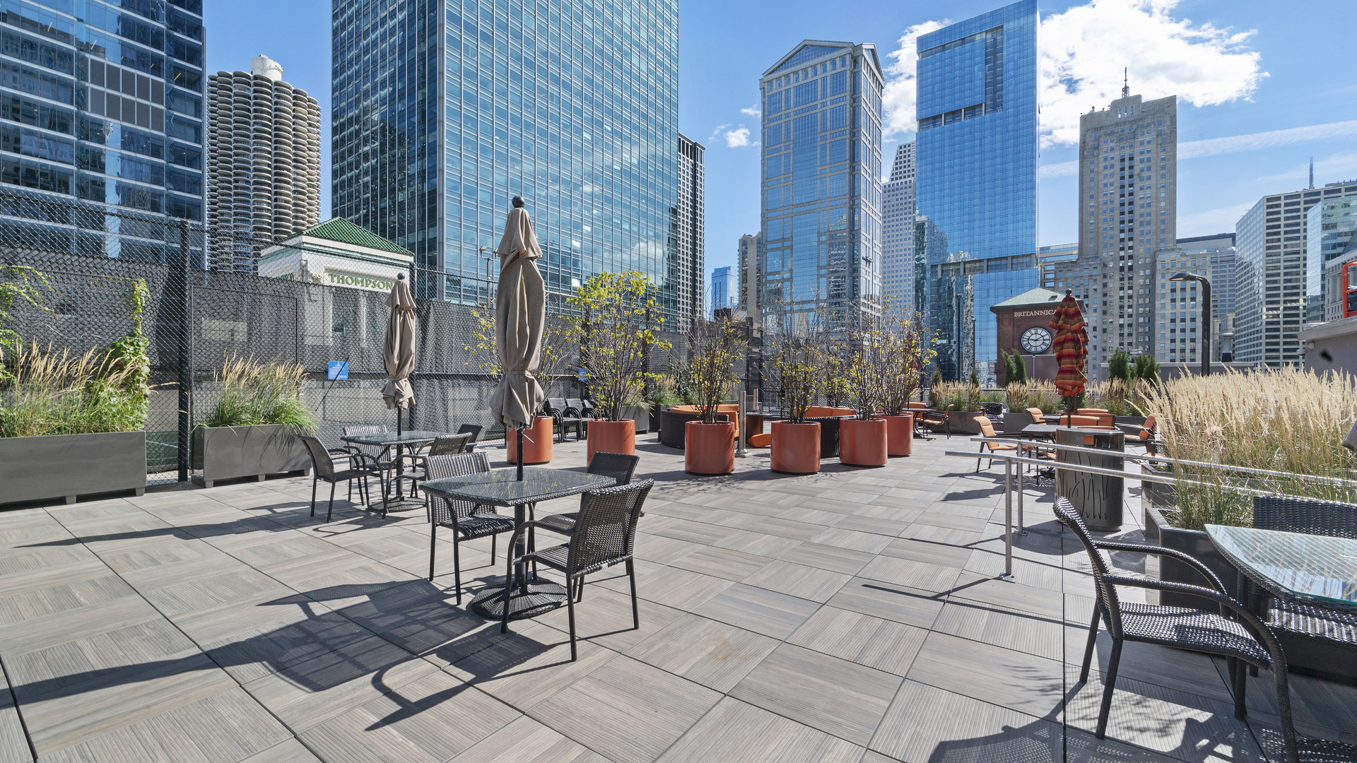345 N La Salle Drive Unit: 1705